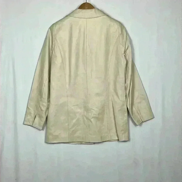 Overland Leather Jacket Womens Cream 6 Fully Lined 4 Button Closure Chic Gorg - Picture 8 of 10